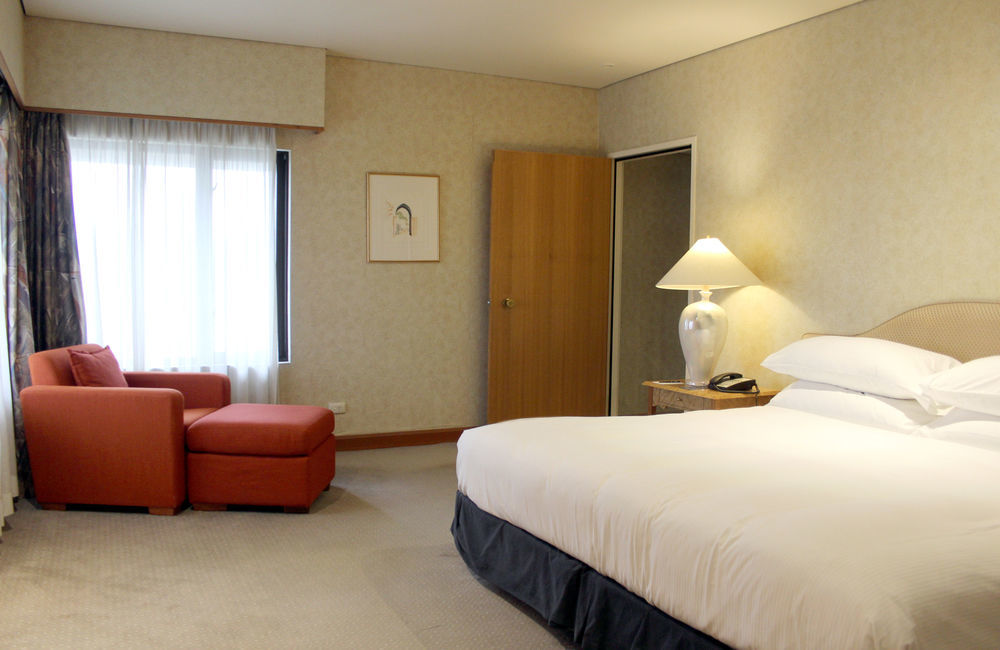 힐튼 애들레이드 호텔 외부 사진 A room at the hotel